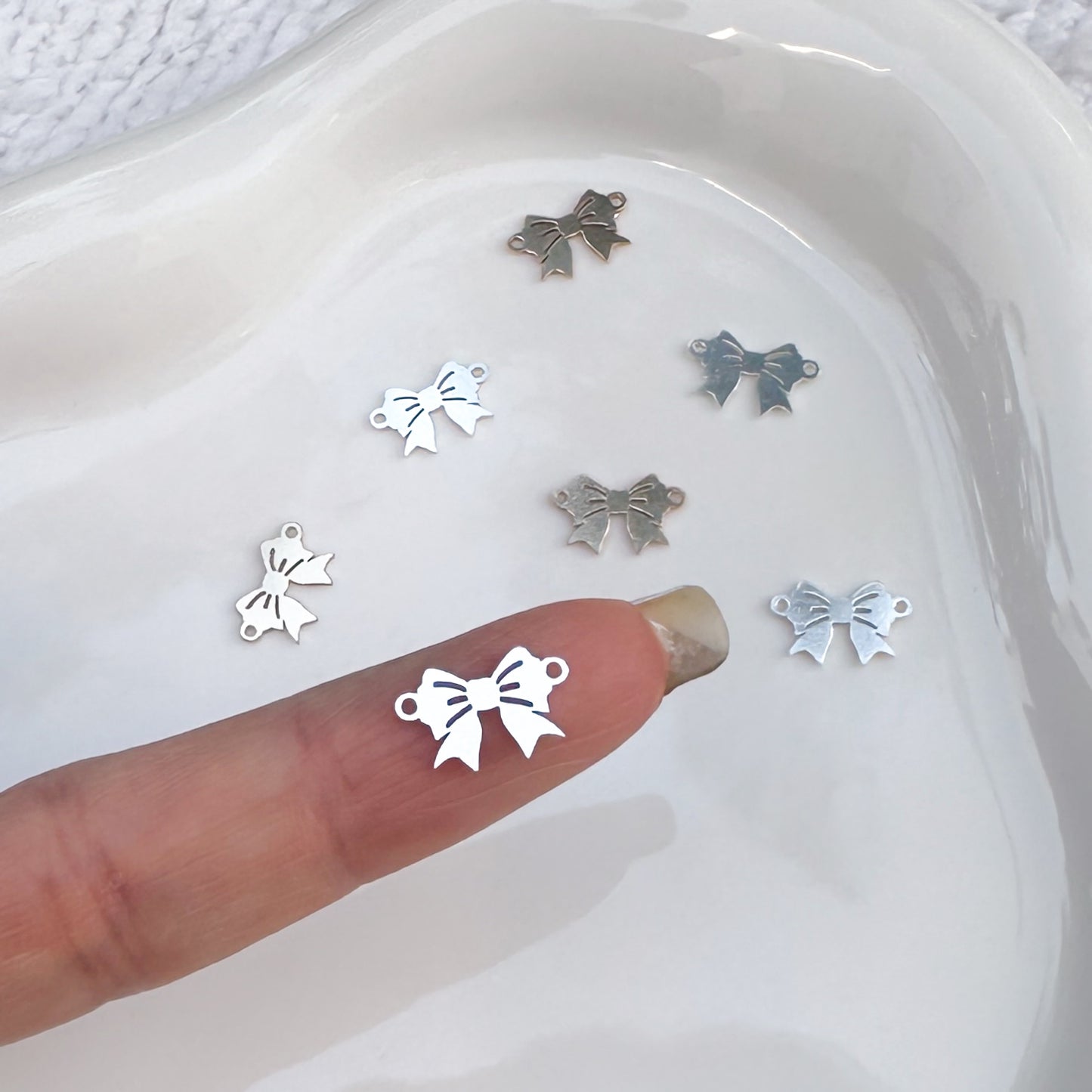 Bow Connectors